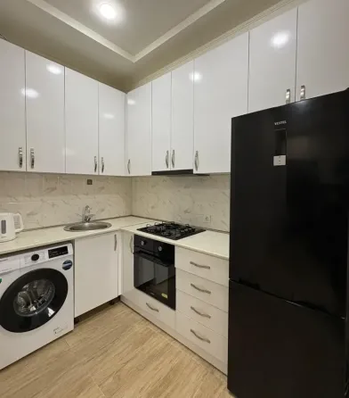 ქირავდება 3 ოთახიანი ბინა 58მ² 3/10 სართ თბილისი