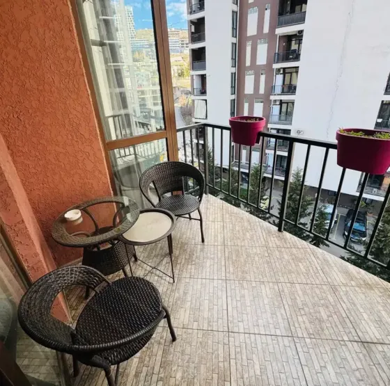 ქირავდება 2 ოთახიანი ბინა 50მ² 5/12 სართ თბილისი