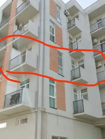 იყიდება 3 ოთახიანი ბინას 55მ² 3/5 სართ თბილისი