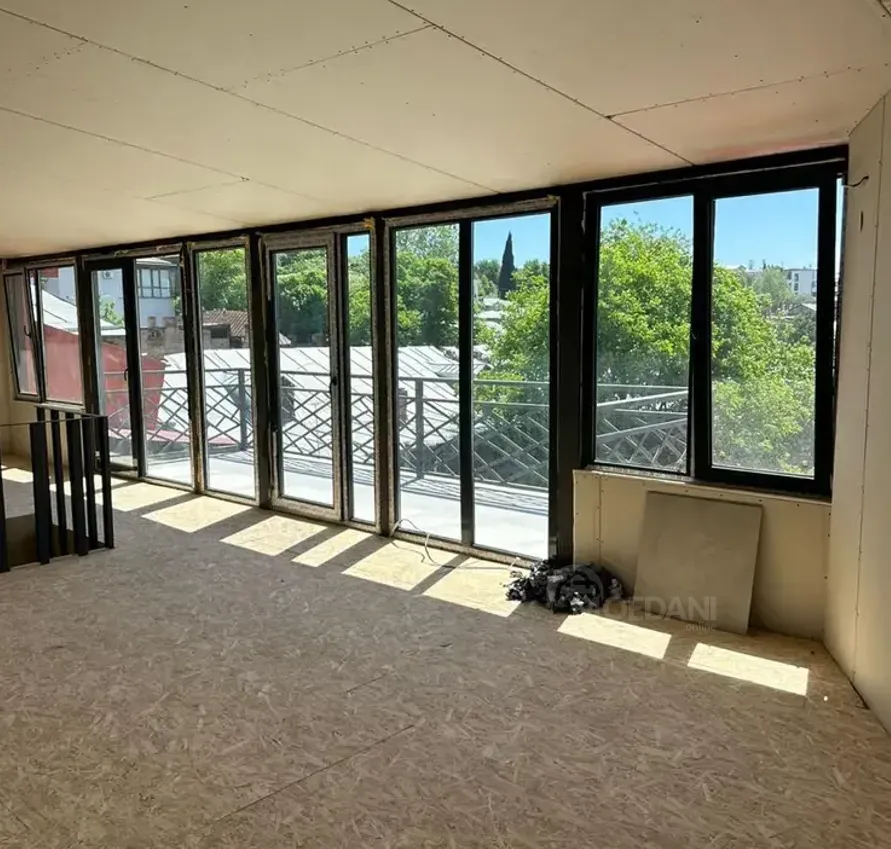 იყიდება 3 ოთახიანი ბინას 122მ² 3/4 სართ თბილისი - photo 6