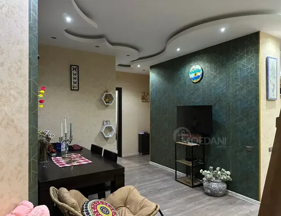 იყიდება 3 ოთახიანი ბინას 125მ² 2/10 სართ თბილისი - photo 4