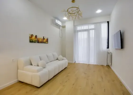 იყიდება 2 ოთახიანი ბინას 46მ² 8/8 სართ თბილისი