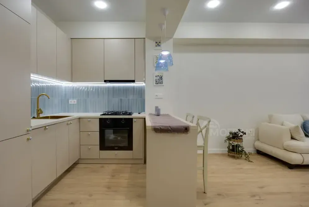 იყიდება 2 ოთახიანი ბინას 54მ² 4/10 სართ თბილისი - photo 1