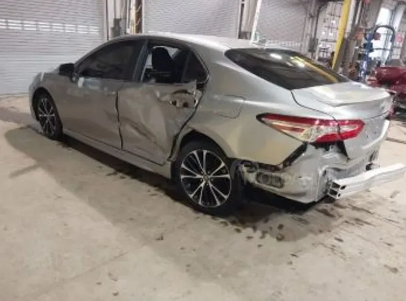 Toyota Camry 2.5L 2020 Тбилиси - изображение 6