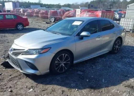 Toyota Camry 2.5L 2020 Тбилиси