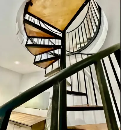 ქირავდება 2 ოთახიანი ბინა 60მ² 1/8 სართ თბილისი