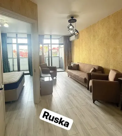 იყიდება 2 ოთახიანი ბინას 55მ² 5/43 სართ ბათუმი