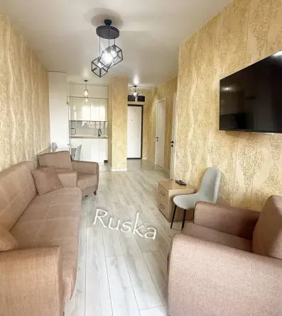 იყიდება 2 ოთახიანი ბინას 55მ² 5/43 სართ ბათუმი