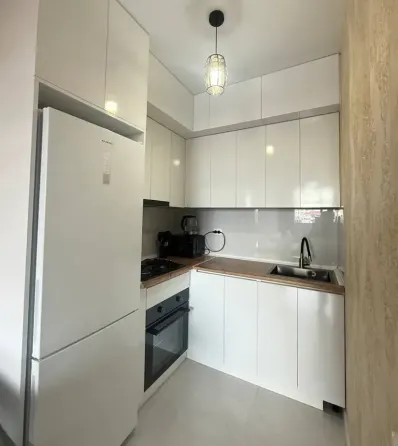 იყიდება 2 ოთახიანი ბინას 55მ² 5/43 სართ ბათუმი