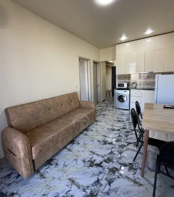 ქირავდება 3 ოთახიანი ბინა 50მ² 14/20 სართ ბათუმი - photo 1