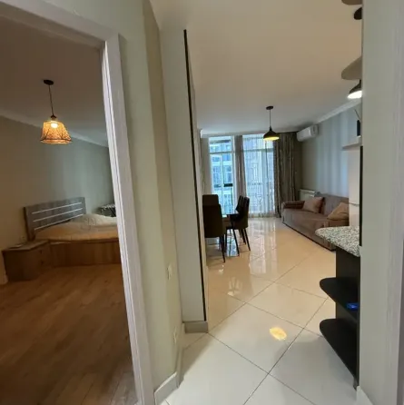 ქირავდება 2 ოთახიანი ბინა 55მ² 11/14 სართ ბათუმი