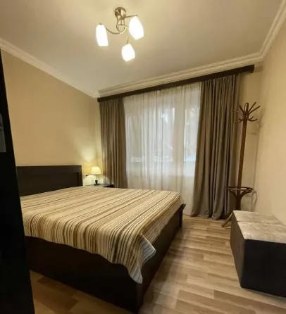 ქირავდება 3 ოთახიანი ბინა 60მ² 4/8 სართ თბილისი