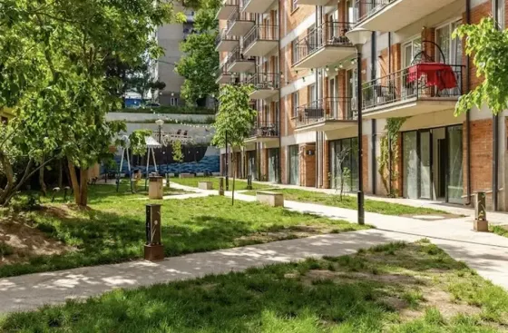 ქირავდება 2 ოთახიანი ბინა 45მ² 3/8 სართ თბილისი