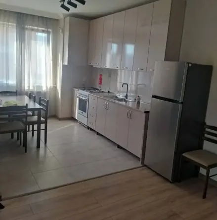 ქირავდება 3 ოთახიანი ბინა 62მ² 4/8 სართ თბილისი