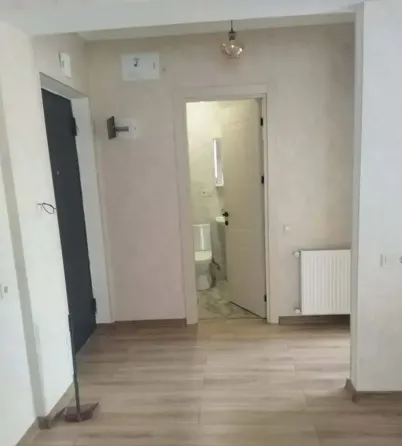 ქირავდება 3 ოთახიანი ბინა 62მ² 4/8 სართ თბილისი