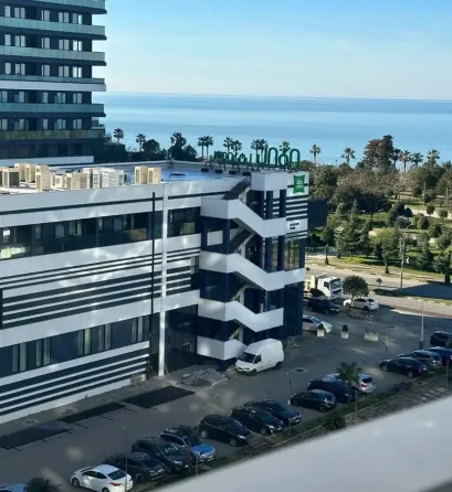 ქირავდება 1 ოთახიანი ბინა 30მ² 8/16 სართ ბათუმი