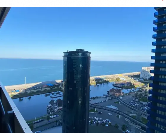 იყიდება 2 ოთახიანი ბინას 45მ² 20/47 სართ ბათუმი