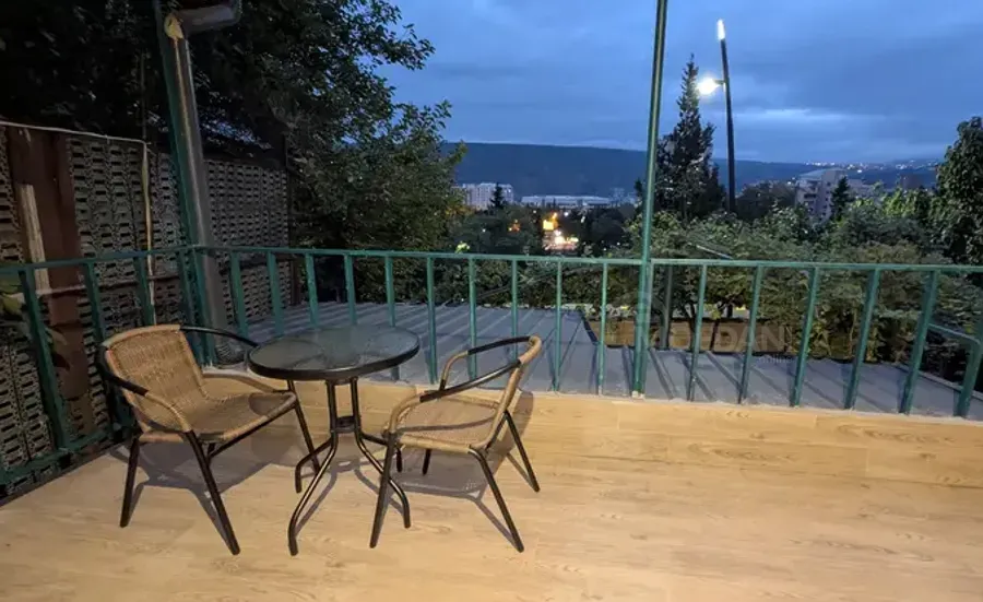 ქირავდება 2 ოთახიანი ბინა 60მ² 2/2 სართ თბილისი - photo 3