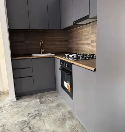 იყიდება 2 ოთახიანი ბინას 60მ² 7/10 სართ თბილისი