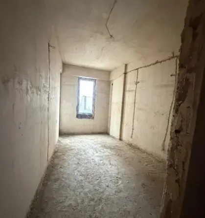 იყიდება 3 ოთახიანი ბინას 85მ² 3/16 სართ თბილისი