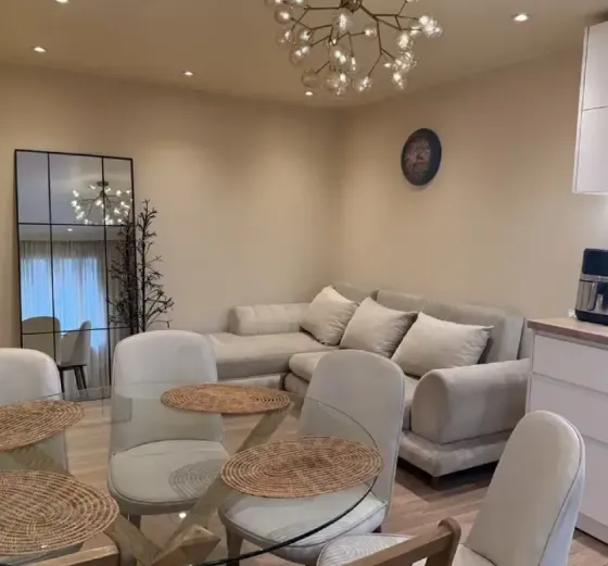 Apartments For Rent two-room 35м² 2/5 floor Tbilisi