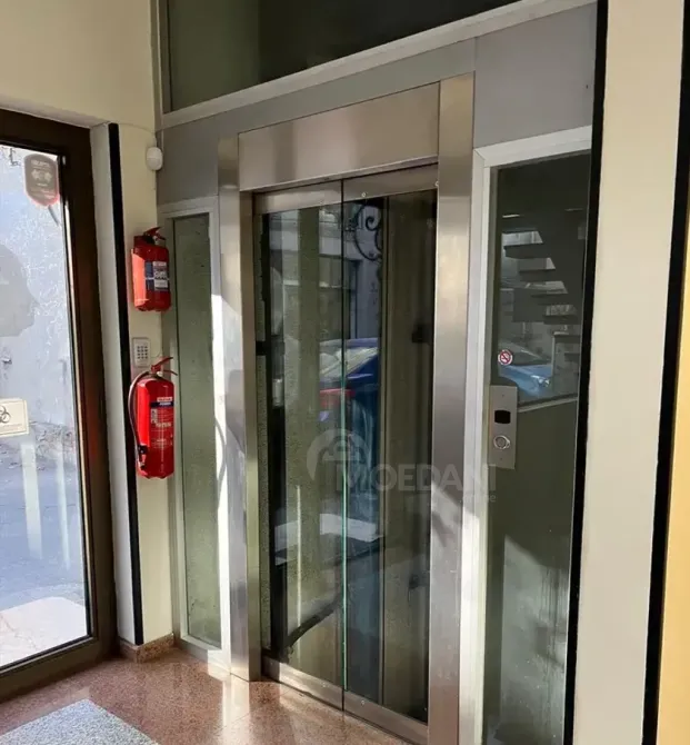 Კომერციული ( სპეციალური) ფართი საბურთალოზე თბილისი - photo 7