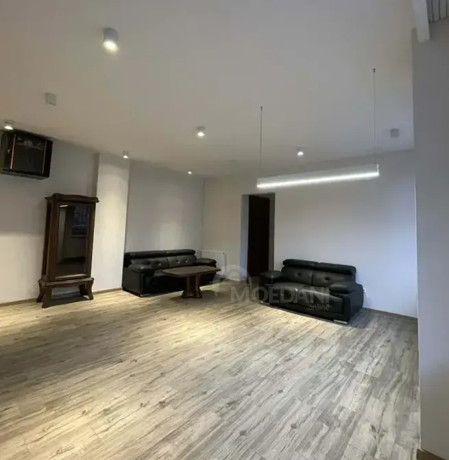 Საოფისე კომერციული ფართი საბურთალოზე თბილისი - photo 1