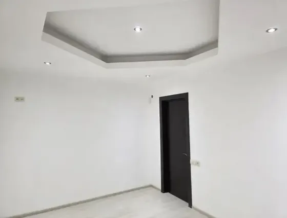 Საოფისე-კომერციული ფართი საბურთალოზე თბილისი