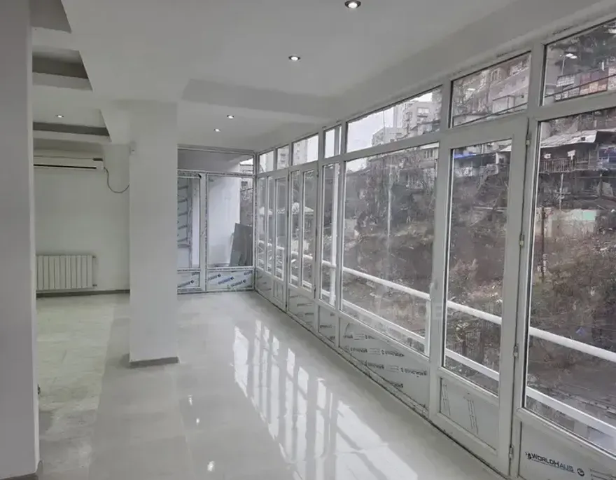 Საოფისე-კომერციული ფართი საბურთალოზე თბილისი - photo 7