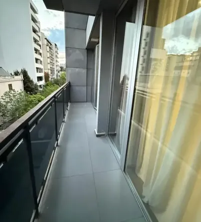 ქირავდება 2 ოთახიანი ბინა 60მ² 3/12 სართ თბილისი