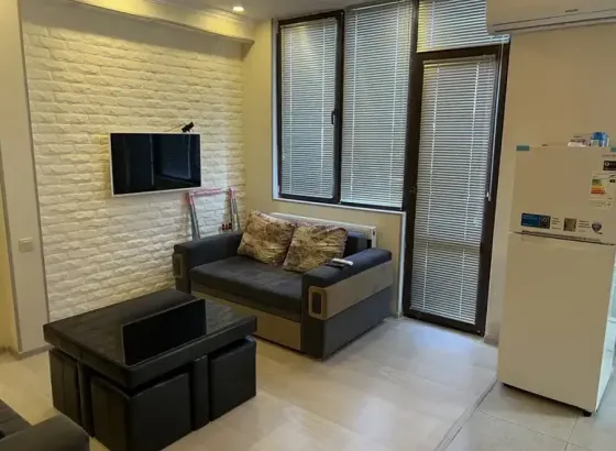 იყიდება 2 ოთახიანი ბინას 41მ² 10/11 სართ თბილისი