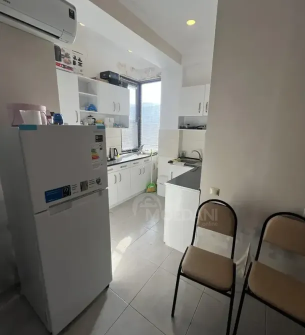 იყიდება 2 ოთახიანი ბინას 41მ² 10/11 სართ თბილისი - photo 3