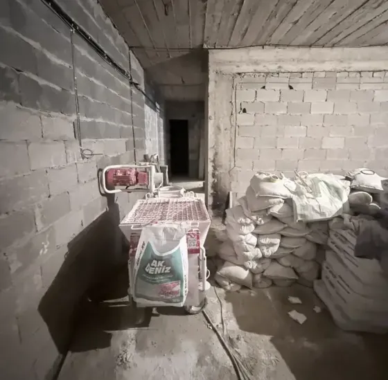 იყიდება 3 ოთახიანი ბინას 90მ² 2/4 სართ თბილისი