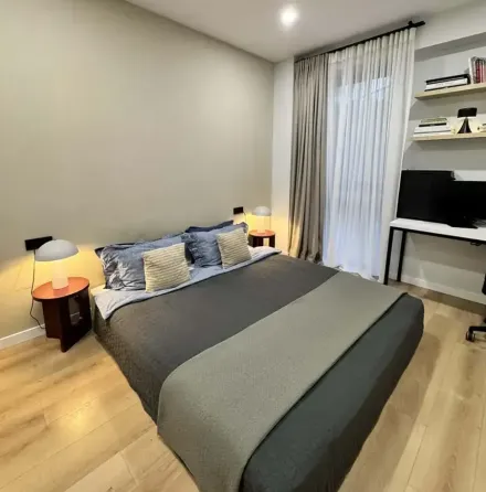 იყიდება 2 ოთახიანი ბინას 40მ² 2/5 სართ თბილისი