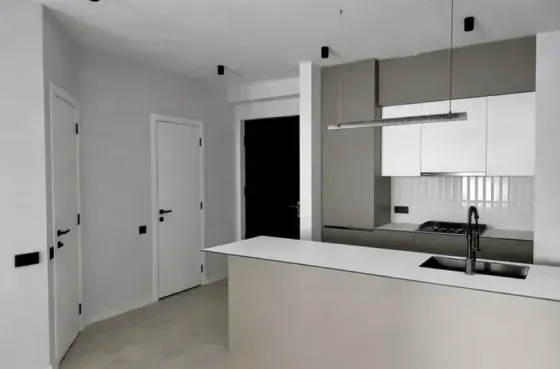 იყიდება 3 ოთახიანი ბინას 72მ² 6/26 სართ თბილისი