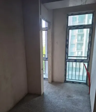 იყიდება 3 ოთახიანი ბინას 70მ² 5/15 სართ თბილისი