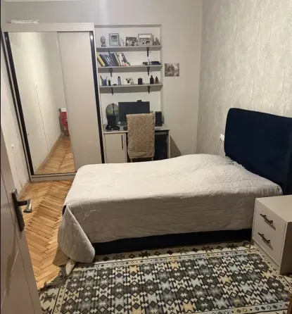 იყიდება 4 ოთახიანი ბინას 90მ² 1/9 სართ თბილისი