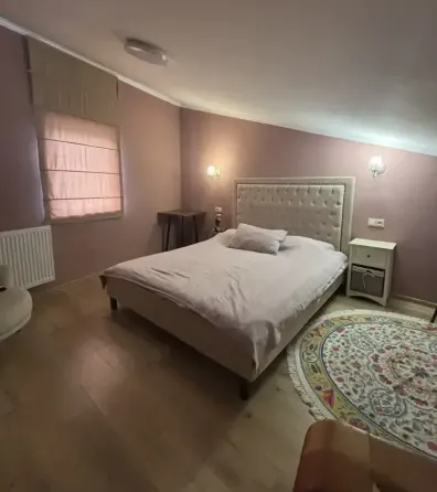 ქირავდება 2 ოთახიანი ბინა 56მ² 2/2 სართ თბილისი