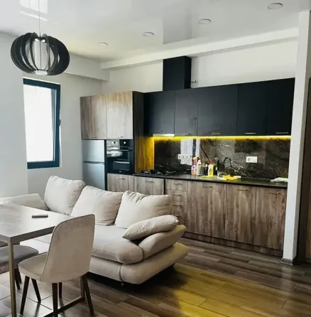 ქირავდება 3 ოთახიანი ბინა 70მ² 10/12 სართ თბილისი