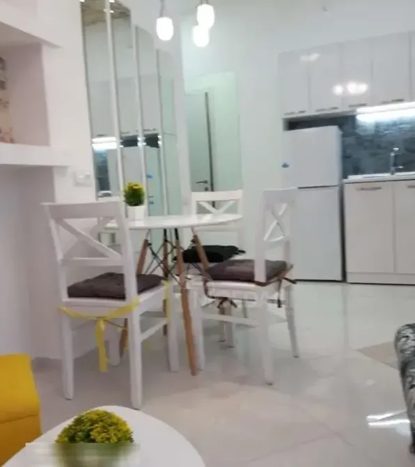 ქირავდება 2 ოთახიანი ბინა 40მ² 2/17 სართ თბილისი - photo 1