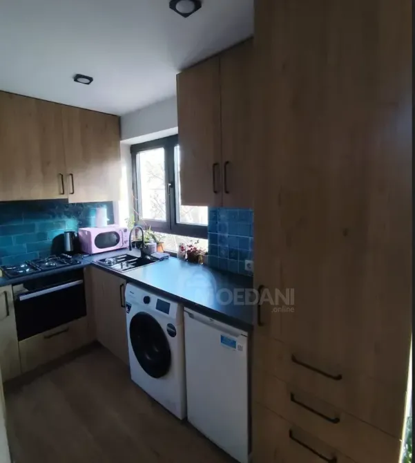 ქირავდება 2 ოთახიანი ბინა 60მ² 5/6 სართ თბილისი - photo 10