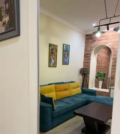 იყიდება 4 ოთახიანი ბინას 75მ² 2/3 სართ თბილისი