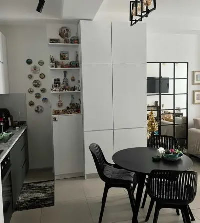 იყიდება 3 ოთახიანი ბინას 66.9მ² 3/18 სართ თბილისი