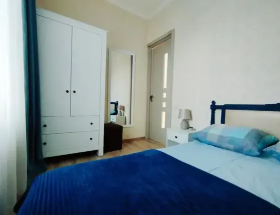 ქირავდება 2 ოთახიანი ბინა 40მ² 5/5 სართ თბილისი