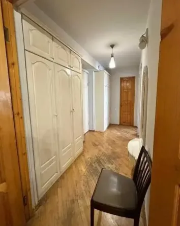 იყიდება 3 ოთახიანი ბინას 62მ² 5/8 სართ თბილისი