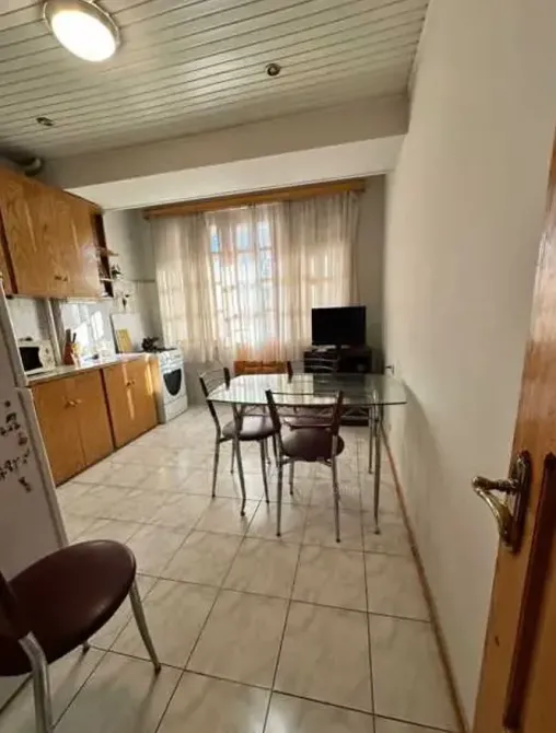 იყიდება 3 ოთახიანი ბინას 62მ² 5/8 სართ თბილისი - photo 2