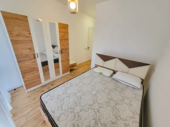 იყიდება 3 ოთახიანი ბინას 77.3მ² 3/8 სართ თბილისი