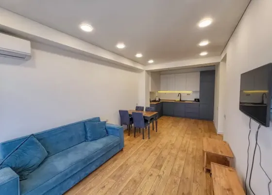 იყიდება 3 ოთახიანი ბინას 77.3მ² 3/8 სართ თბილისი