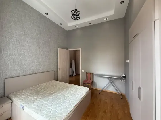 იყიდება 2 ოთახიანი ბინას 50მ² 2/2 სართ თბილისი