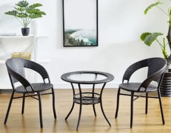 Стол, 2 стула, бесплатная доставка! Плетеная мебель из ротанга. Тбилиси